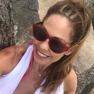 Meet your Posher, Annette